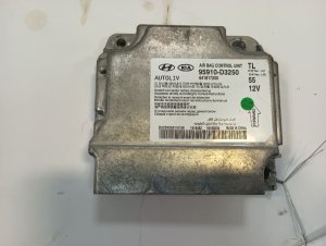 2017-2018 Hyundai Tucson Airbag Control Module (Used OEM)