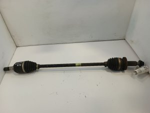 2014-2015 Kia Sorento Drive Axle Shaft Assembly - Rear, Left (Driver) (Used OEM)