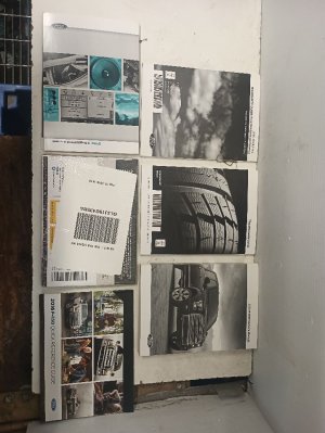 2016 Ford F-150 Owners Manual (Used OEM)