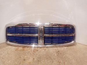 2004-2006 Dodge Durango Grille (Used OEM)