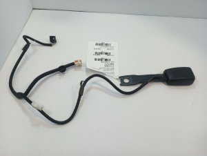 2016-2023 Toyota Tacoma Black Seat Belt Buckle - Front, Right (Passenger) (Used OEM)