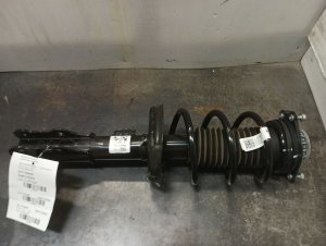 2018-2019 GMC Terrain Suspension Strut - Right (Passenger) (Used OEM)