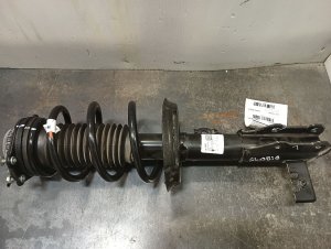2018-2019 GMC Terrain Suspension Strut - Left (Driver) (Used OEM)