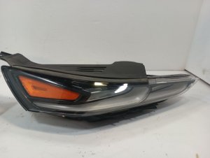 2019-2020 Hyundai Santa Fe Daytime Running Light Assembly - Right (Passenger) (Used OEM)