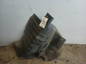  GMC C5500 Topkick Plastic Inner Fender Liner - Right (Passenger) (Used OEM)
