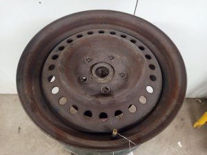 1996-2000 Plymouth Voyager Wheel (Used OEM)