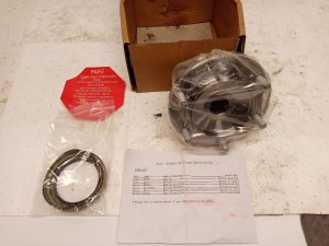 2003-2009 Lexus GX470 Front Hub Assembly (Used OEM)