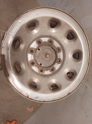 2001-2005 Ford Excursion Chrome 16-Inch 9-Hole Chrome Cladded Steel Wheel (Used OEM)