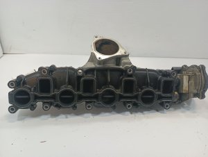 2013-2014 Volkswagen Beetle Engine Intake Manifold (Used OEM)