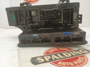 2008-2009 Jeep Compass Totally Integrated Power Control Module (Used OEM)