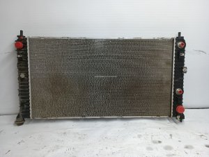 2019-2025 Chevrolet Silverado 1500 Heavy Duty Towing Radiator (Used OEM)