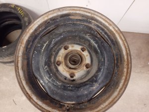1985-1999 GMC Safari Black 15x6.5 5-Spoke Painted Black Steel Wheel (Used OEM)