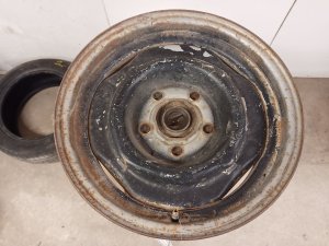 1985-1999 GMC Safari Black 15x6.5 5-Spoke Painted Black Steel Wheel (Used OEM)
