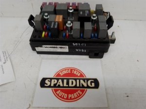 2005 Kia Spectra Fuse Box (Used OEM)