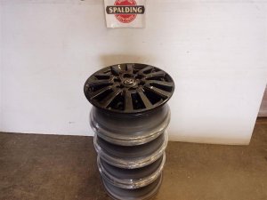 2024 Toyota Land Cruiser Black 18x7 Painted Charcoal Alloy Wheel (Used OEM)