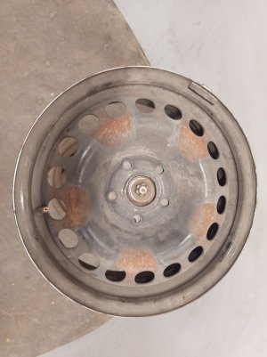 2016-2019 Chevrolet Cruze Black 15x6 Steel Wheel (Used OEM)