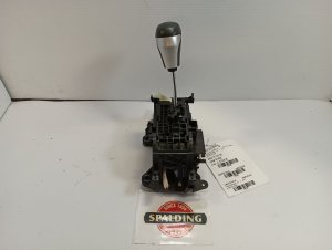 2014-2019 Toyota Highlander Automatic Transmission Shift Lever Assembly (Used OEM)