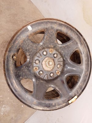 2015-2020 GMC Yukon Silver 17x8 7-Spoke Painted Steel Wheel (Used OEM)