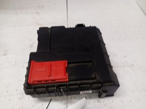 2021-2024 GMC Yukon Fusible Link Power Distribution Block (Used OEM)