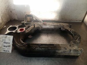 2003-2004 Ford Excursion Engine Intake Manifold (Used OEM)