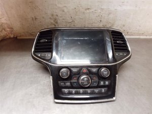 2020-2022 Jeep Grand Cherokee HVAC Control Module with Display and Vents (Used OEM)