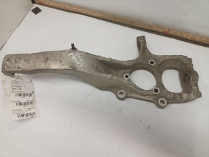 2005-2010 Jeep Grand Cherokee Front Steering Knuckle - Left (Driver) (Used OEM)