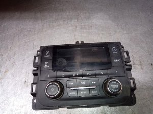 2017-2018 Ram 3500 Uconnect 3.0 Radio with 3-Inch Display and Satellite Radio (Used OEM)
