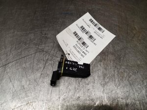 2021-2025 Chevrolet Suburban Black Fuel Injection Air Flow Meter Assembly (Used OEM)