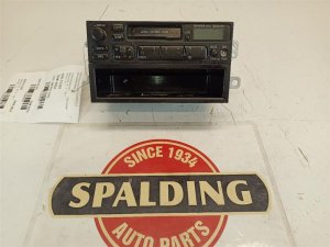 1992-1995 Toyota Pickup Audio System (Used OEM)