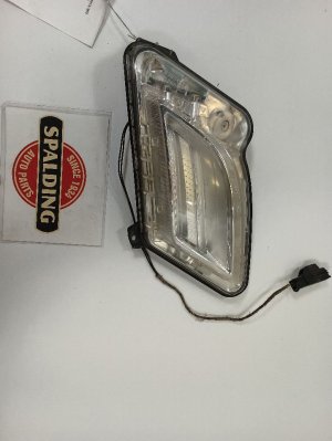 2011-2013 Volvo XC60 Halogen Headlight Assembly - Right (Passenger) (Used OEM)