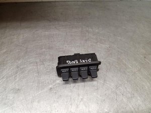 2005-2007 Ford F-550 Super Duty Auxiliary Upfitter Switch Panel (Used OEM)