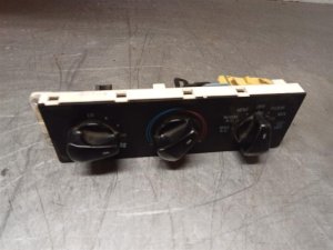 1995-1997 Ford F-350 HVAC Control (Used OEM)