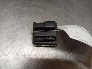 2019-2024 GMC Sierra 2500 HD Seat Switch (Used OEM)