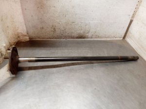1990-1993 GMC Safari Rear Drive Axle Shaft - Left (Driver) (Used OEM)
