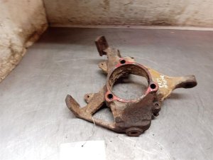 1990 Jeep Wagoneer Front Steering Knuckle - Right (Passenger) (Used OEM)