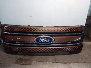 2011-2015 Ford Explorer Chrome Grille with Chrome Bars (Used OEM)