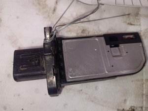 OEM Mass Air Flow Sensor Assembly for 2010-2020 Ford (OEM)