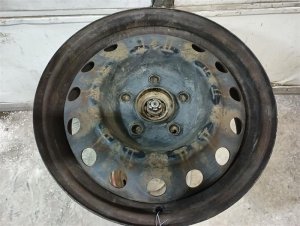 2010-2013 Kia Forte Koup Black 15-Inch 13-Hole Steel Wheel (Used OEM)
