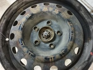 2010-2013 Kia Forte Koup Black 15-Inch 13-Hole Steel Wheel (Used OEM)