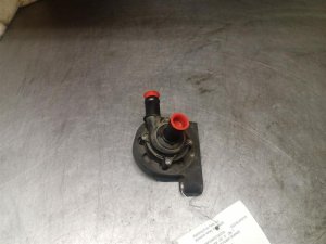 2025 GMC Yukon Auxiliary Engine Water Pump (Used OEM)
