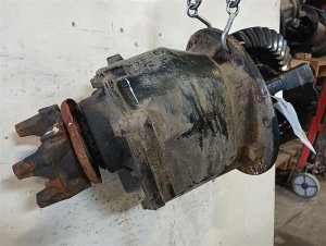  Volvo VNL Front Differential Carrier Assembly (Used OEM)