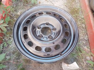 1994-1997 Oldsmobile Cutlass Supreme Wheel (Used OEM)