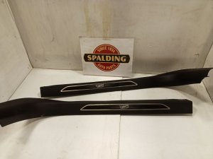 2016-2020 Cadillac CT6 Black Illuminated Front Door Sill Plate Trim (Used OEM)