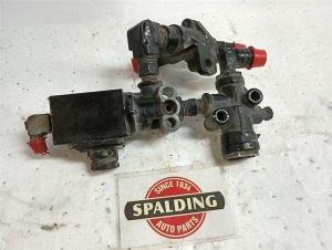  Volvo VNL ABS Modulator Valve (Used OEM)