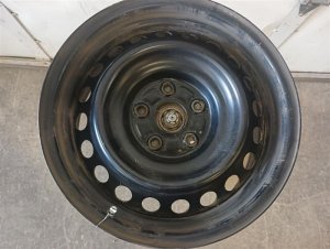 2015-2017 Toyota Camry Black 16x7 Steel Wheel (Used OEM)