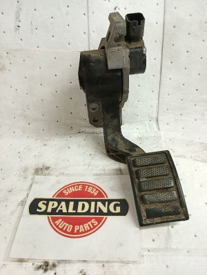  Volvo VNL Brake Pedal (Used OEM)