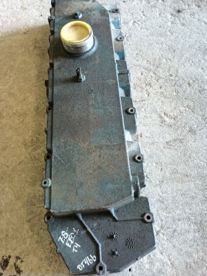  International 4300 Engine Valve Cover (Used OEM)