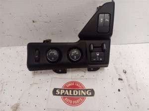 2015-2016 GMC Yukon Headlight, 4x4, and Trailer Brake Switch Assembly (Used OEM)