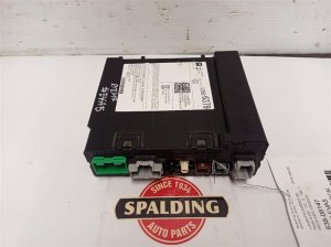2016 GMC Yukon AM-FM Radio Receiver (Used OEM)