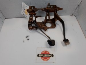 1984-1988 Toyota Pickup Brake Pedal (Used OEM)